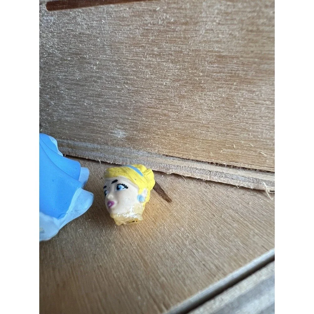 Tonies Audio Character Tonie box Cinderella Figure HEAD BROKEN but WORKS WELL